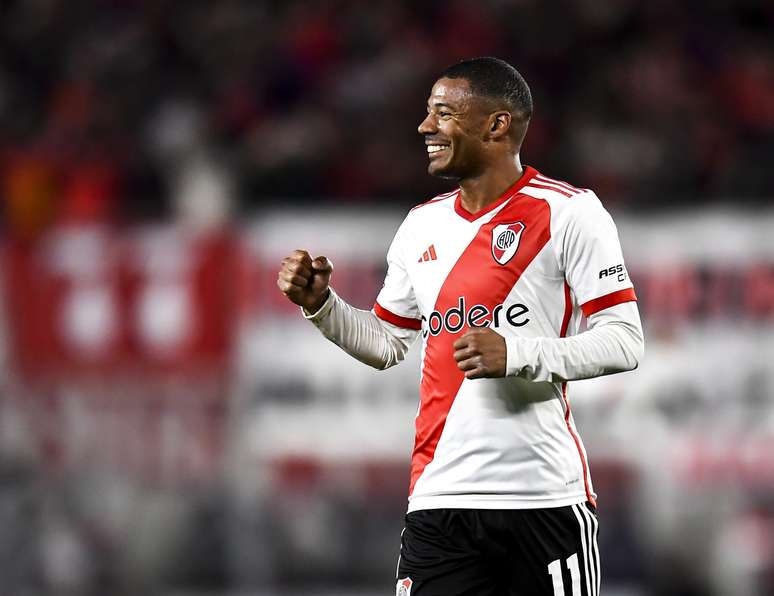 Flamengo se movimenta por pacotão de reforços para 2024; dois nomes estão encaminhados