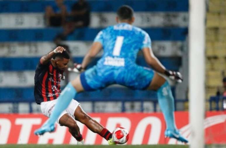 Corinthians elimina Ituano nos pênaltis e avança às quartas da Copinha