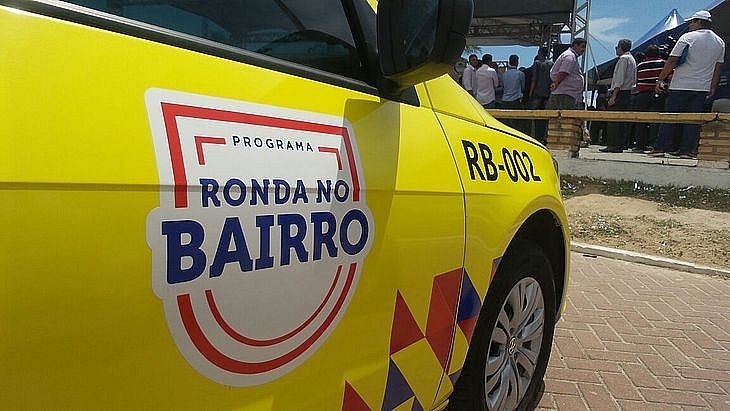 Homem é baleado e morre depois de ser socorrido por vizinho, em Jatiúca