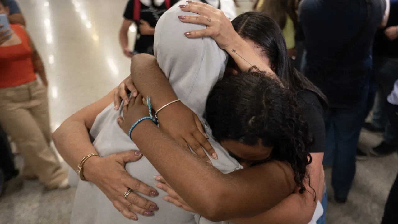 Itamaraty pede explicações sobre brasileiros algemados nos EUA