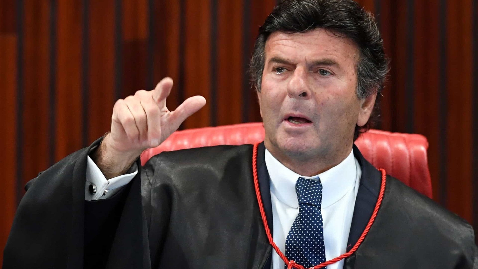 Fux autoriza inquérito para investigar se Janones operou esquema de rachadinha