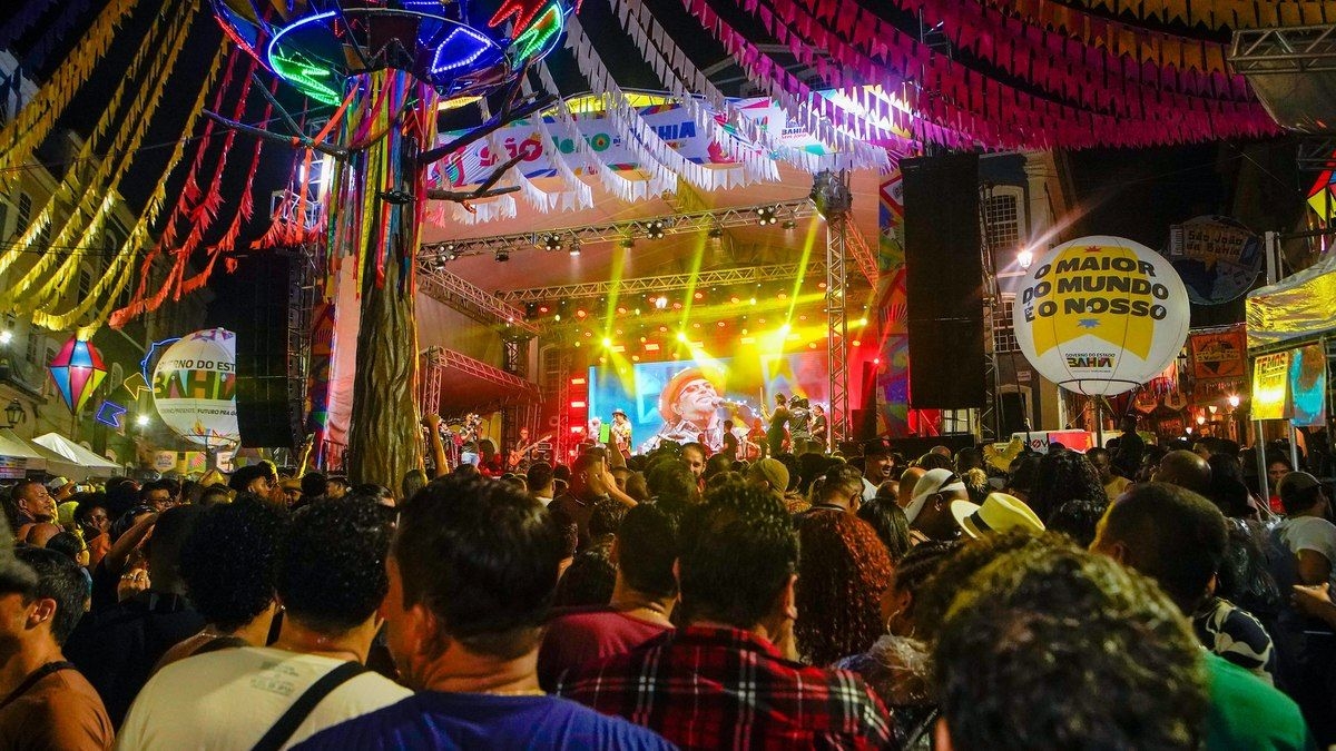 Regras para festas juninas em municípios da BA em crise