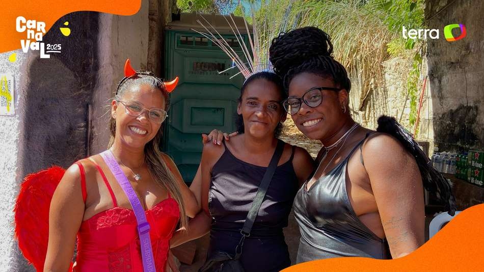 Ambulantes conquistam pontos estratégicos em blocos de rua no Rio