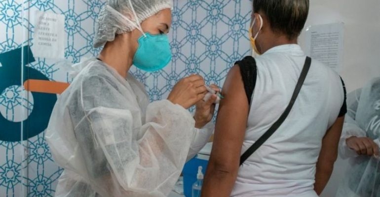 Vacinação da Covid-19 com a Pfizer Monovalente será feita em apenas três locais