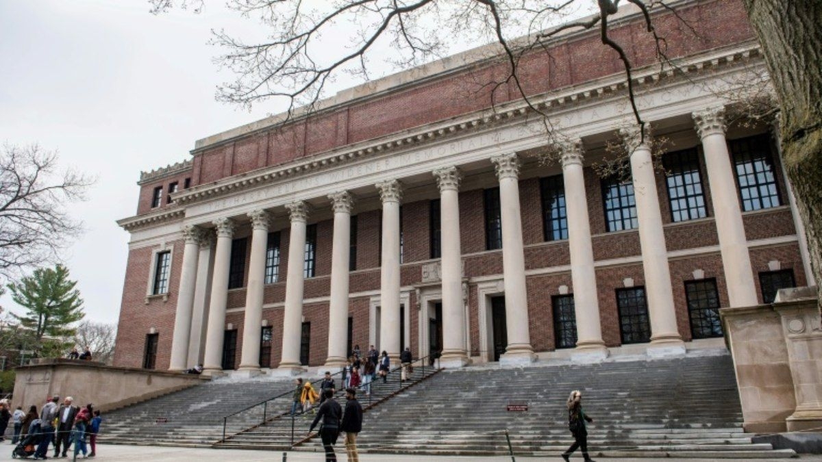 Republicanos anunciam investigação sobre Harvard nos EUA