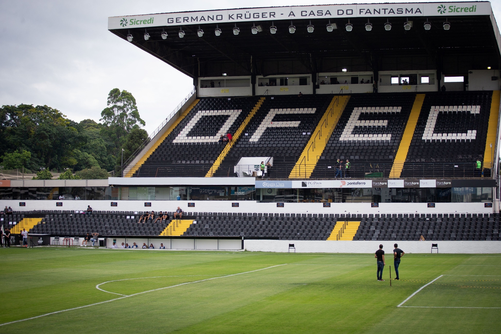 Operário-PR e CRB se enfrentam na Série B do Brasileiro
