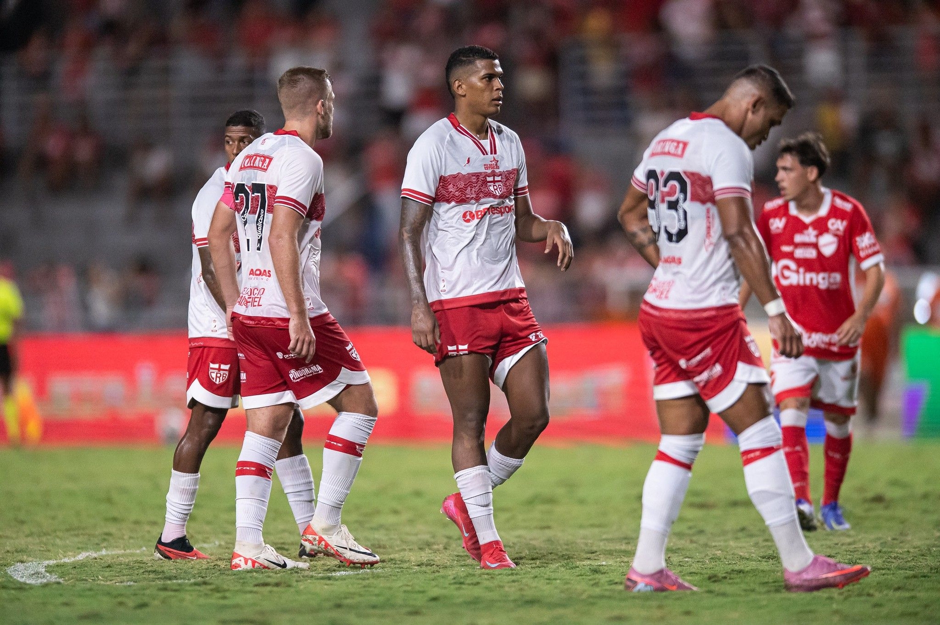 CRB é o melhor mandante da Série B, mas luta no Z-4