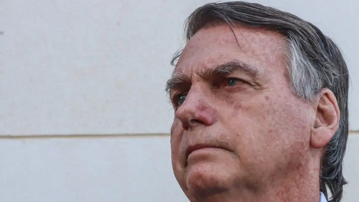 MP investiga Bolsonaro por associar Lula a ex-ditador sírio