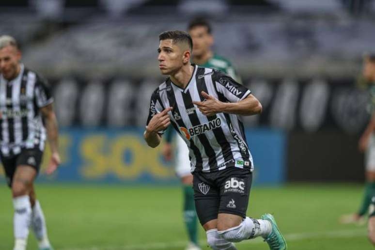 Savarino é o primeiro venezuelano a vestir a camisa do Botafogo