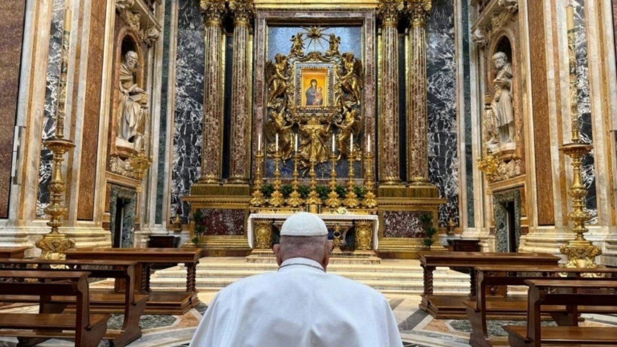 Papa Francisco visita Basílica de Santa Maria Maior em Roma