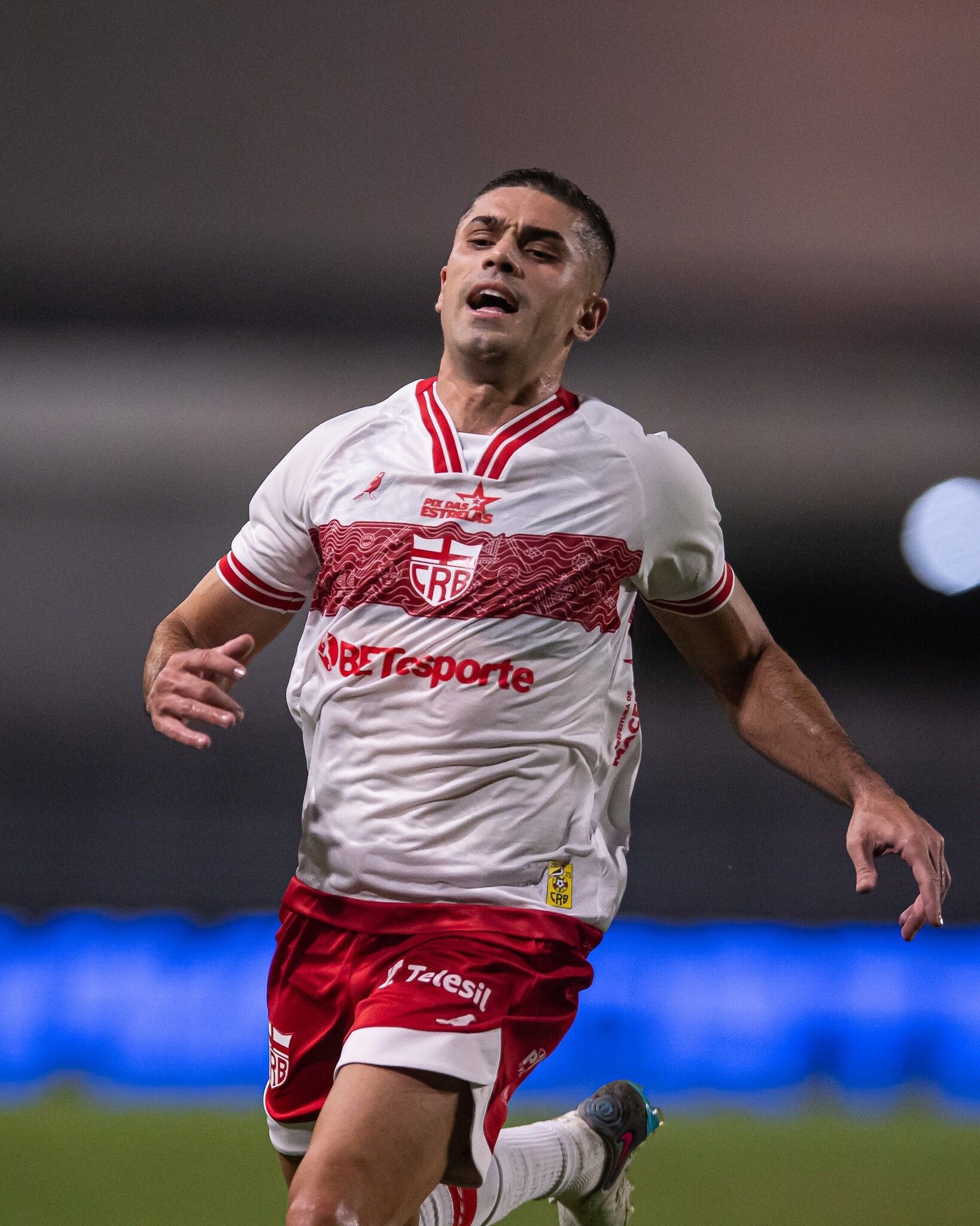 CRB se despede de 11 jogadores para nova temporada