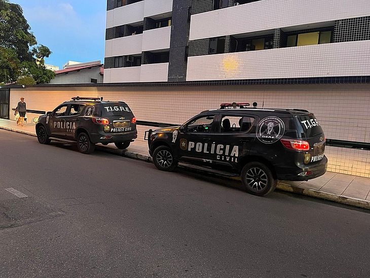 Suspeito de estelionato é preso ao usar documentos falsos para alugar apartamento na Ponta Verde