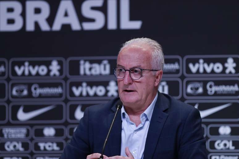 Dorival defende 1ª convocação por volta de 'Seleção séria': ‘Tempo não pode ser bengala’