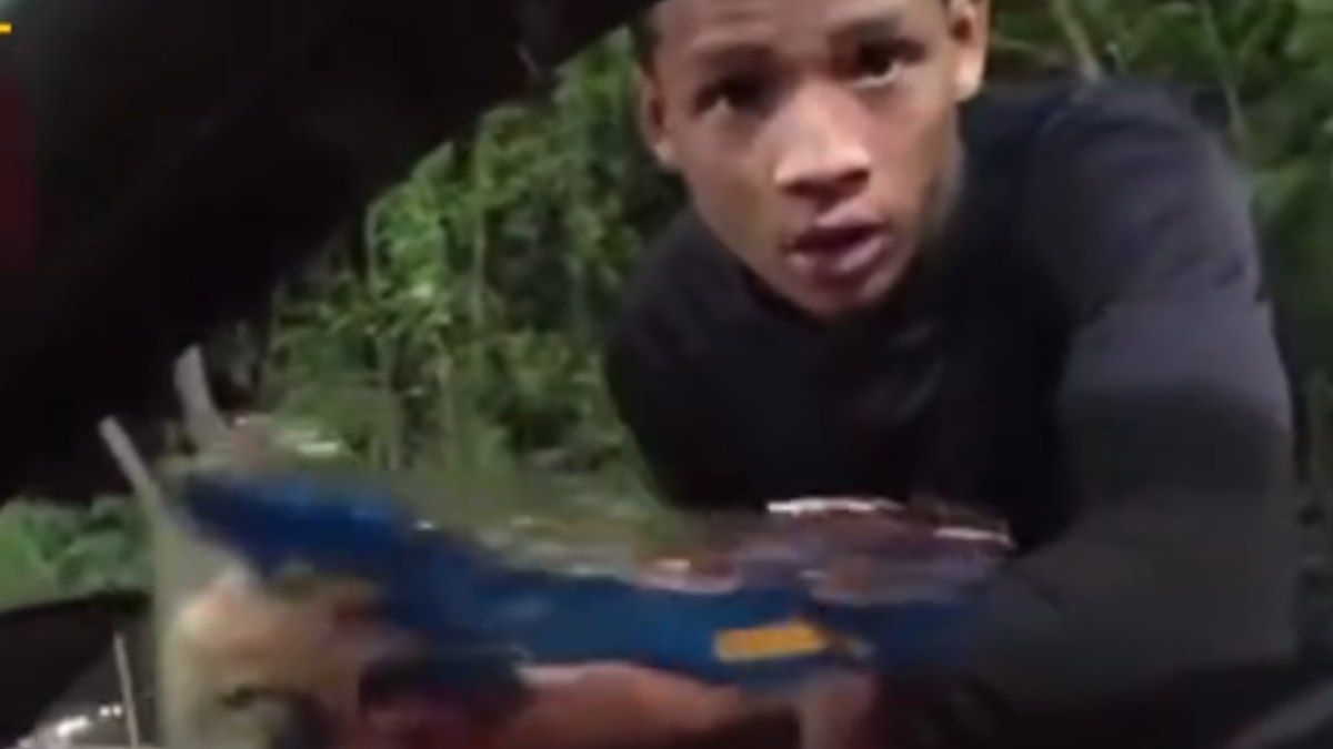 Falso ambulante rouba celular de motorista na Transolímpica