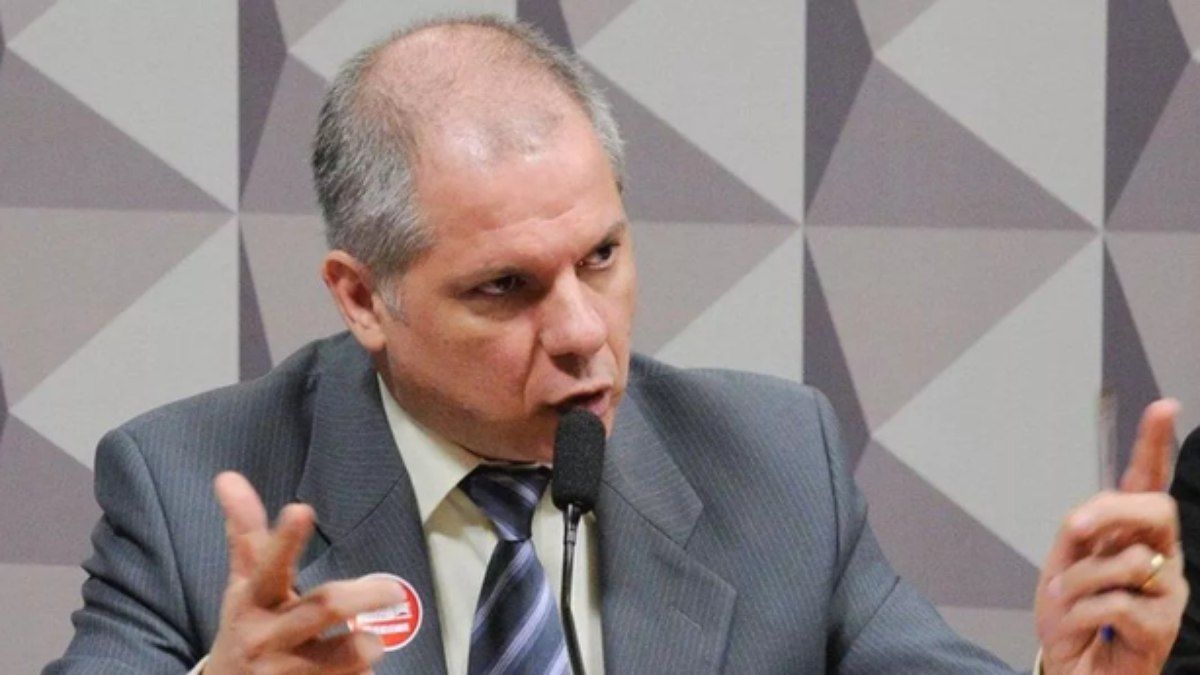 INSS afasta presidente após operação da PF sobre fraude