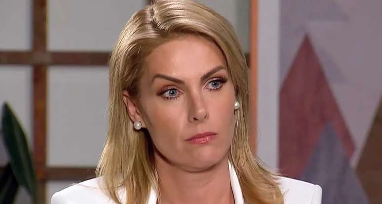 Ana Hickmann recebe conselhos de outra famosa também vítima de agressão