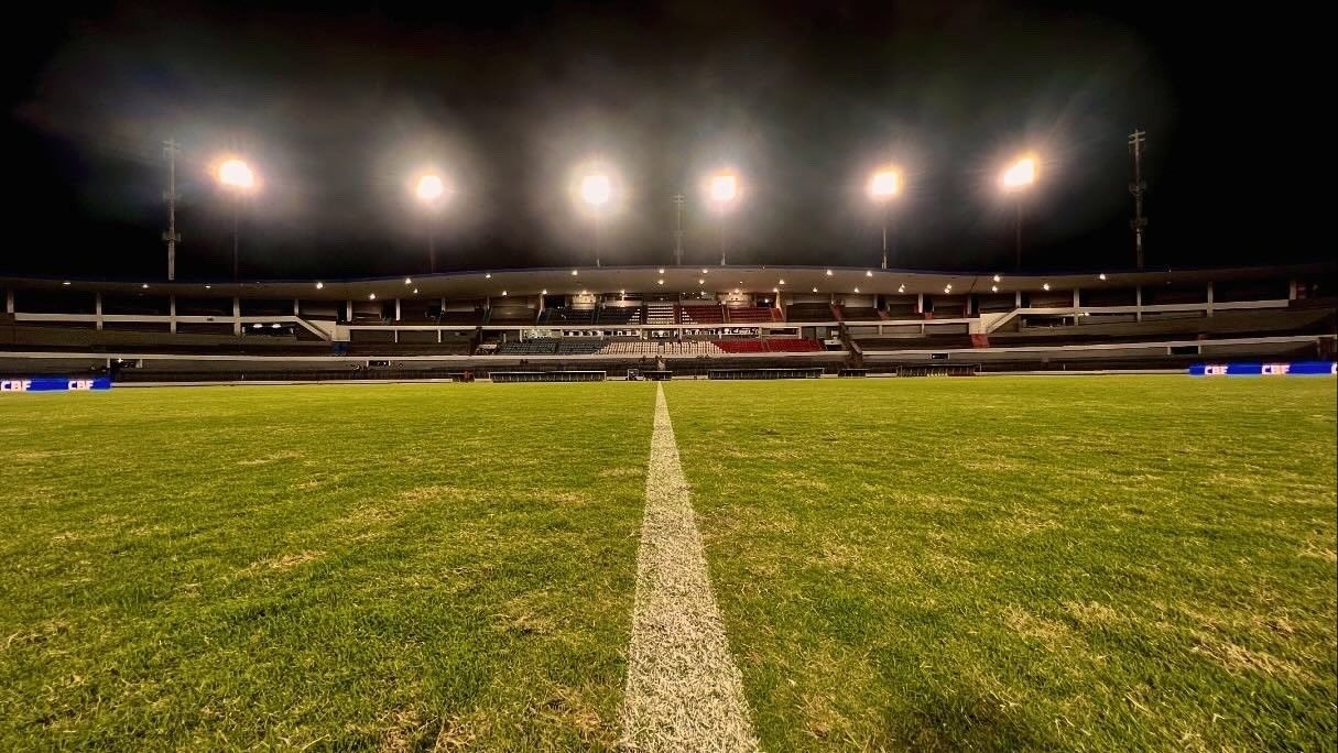 CRB e Cuiabá empatam em partida emocionante no Rei Pelé