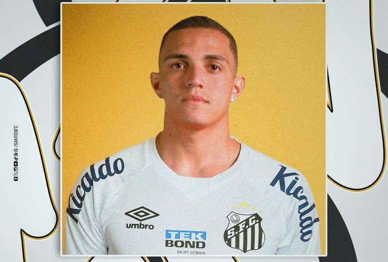 Santos anuncia a contratação do atacante Marcelinho