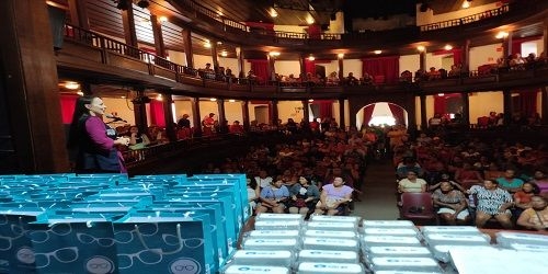 Prefeitura de Penedo e IGPS entregam mais 400 óculos para pessoas carentes