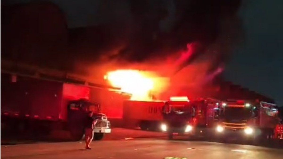 Incêndio em Ceasa do Rio mobiliza bombeiros e assusta moradores