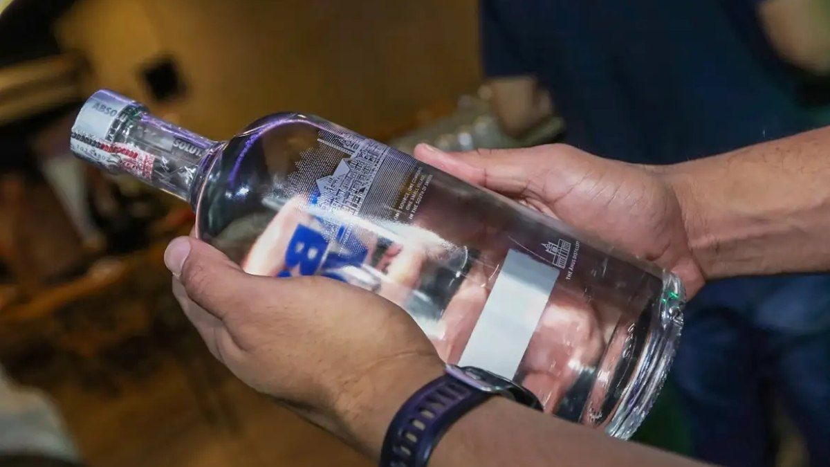 Comerciante recebe alta após intoxicação por metanol