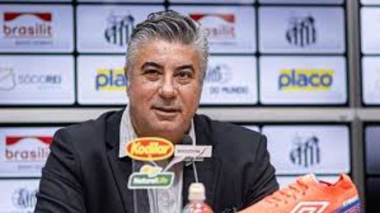 Gallo aborda sobre o planejamento e negociações do elenco