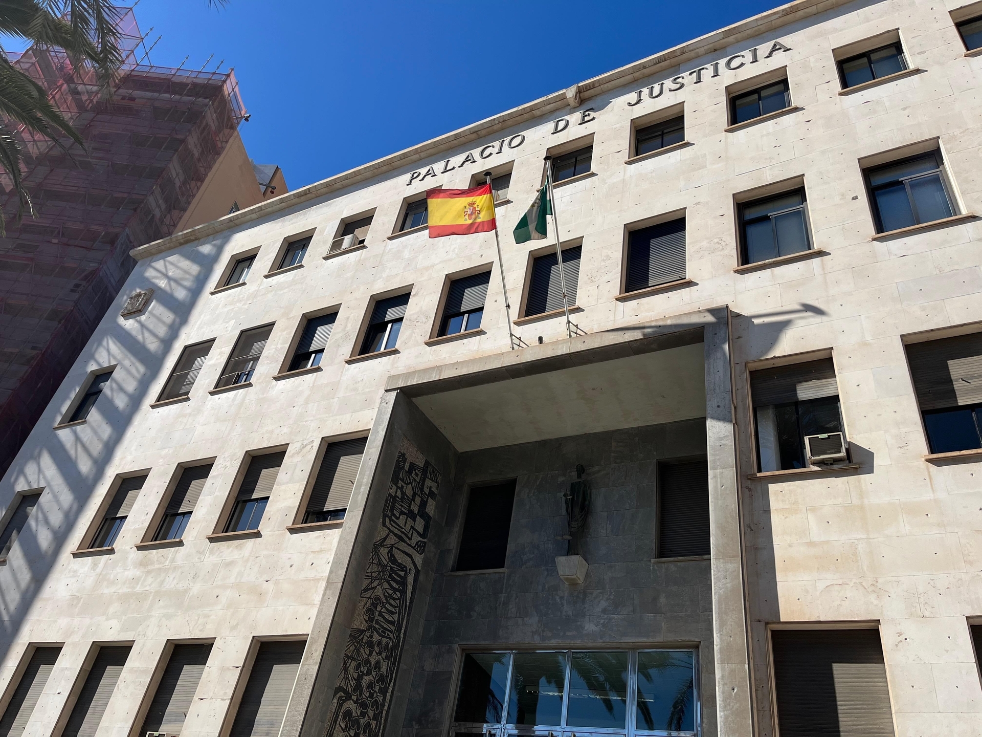 Juíza do Caso Mascarilhas se Afasta por Laços Familiares