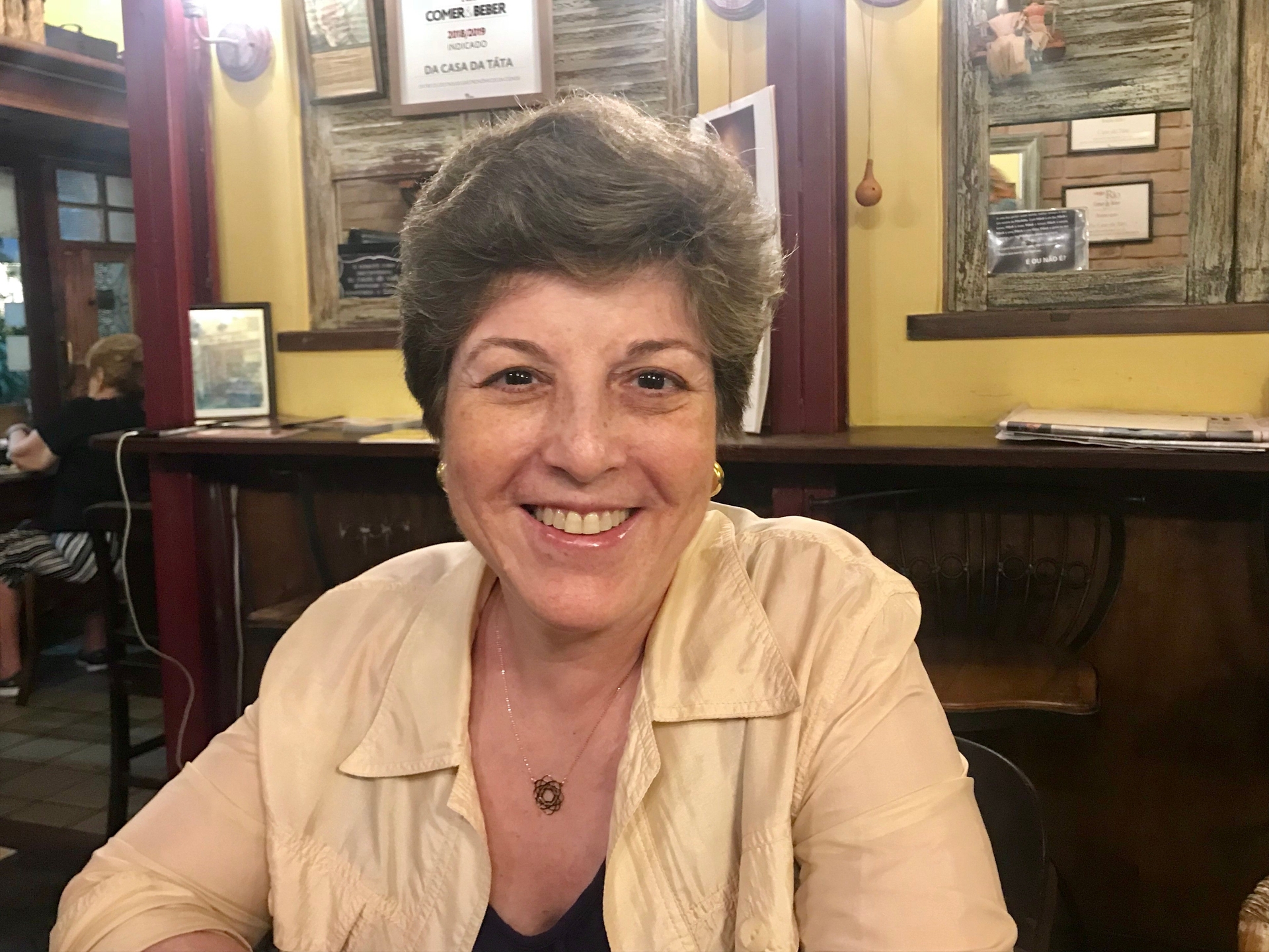 Celebrando a memória de Claudia Burlá e suas lições