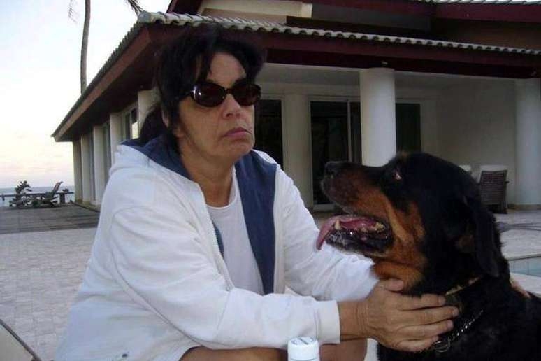Ex-produtor acusa viúva de matar cachorro de Gal Costa