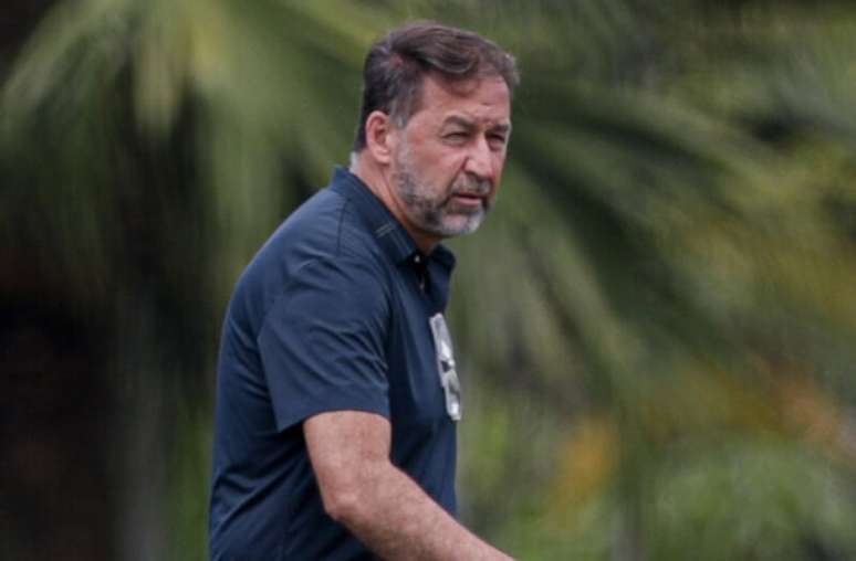 Organizada convoca torcida para ir à votação de impeachment de Augusto Melo