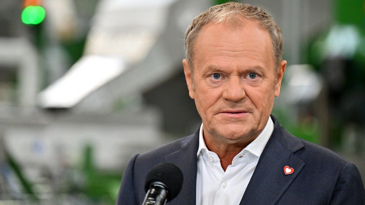 Polônia neutraliza drone sobre prédios do governo em Varsóvia