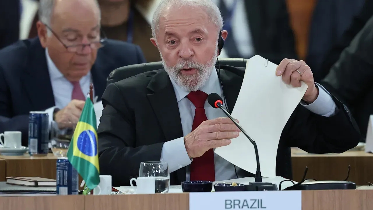 Lula critica Trump por ameaças de tarifas ao Brics
