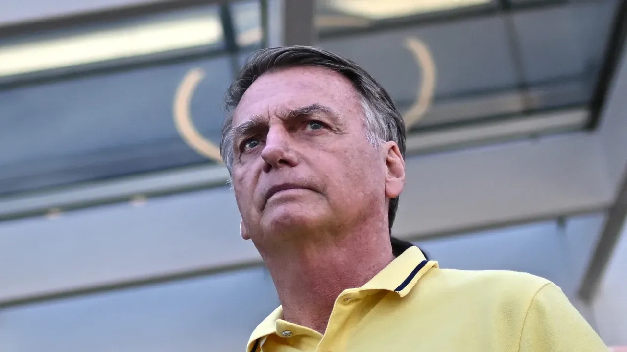Pedido de asilo para Argentina era mero rascunho, diz Bolsonaro