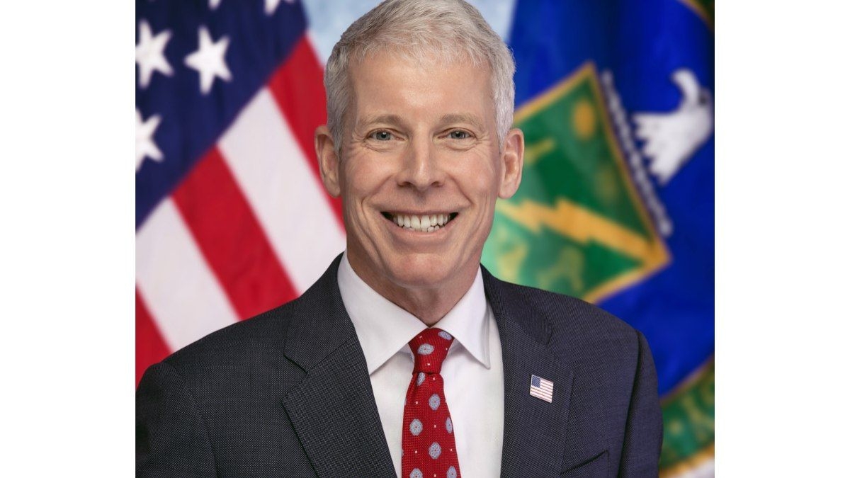 Chris Wright prevê fim de guerra com o Irã em breve