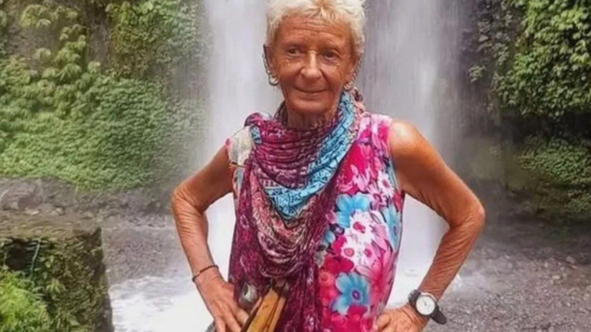 Turista espanhola assassinada e enterrada em praia na Indonésia