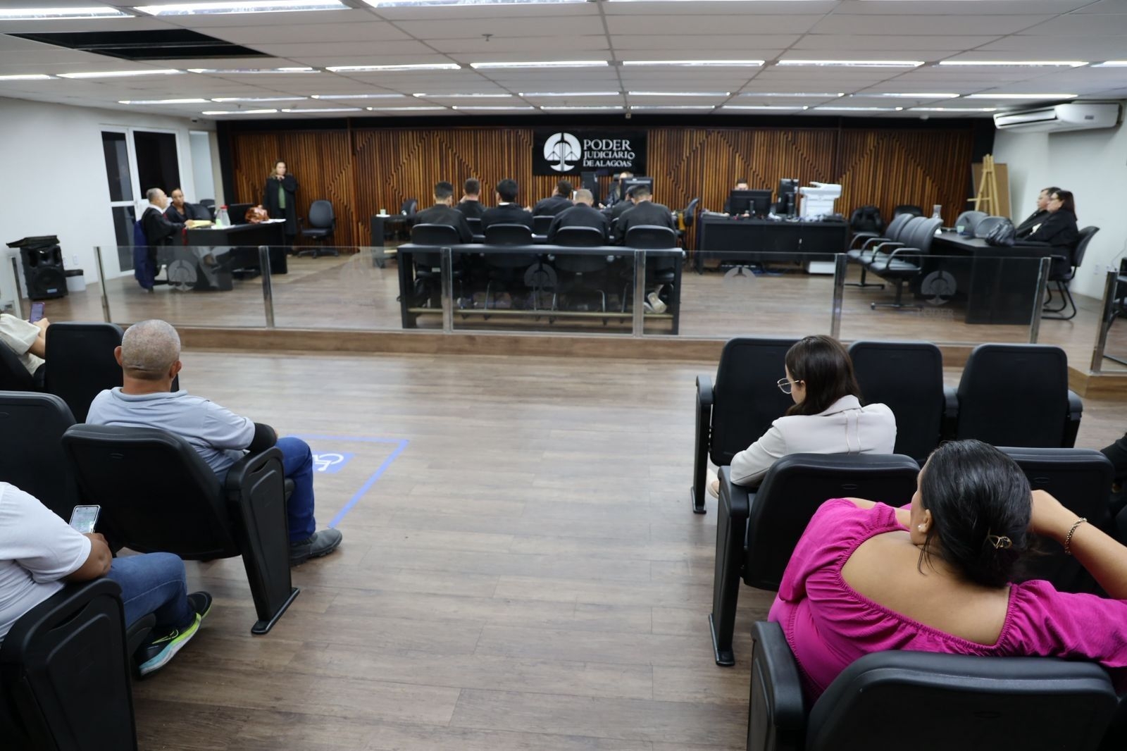 Julgamento de acusado de matar farmacêutica começa em Maceió