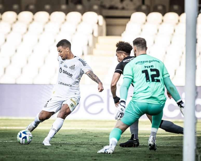 Em 2023, Santos tem retrospecto negativo contra times do G4 do Brasileirão