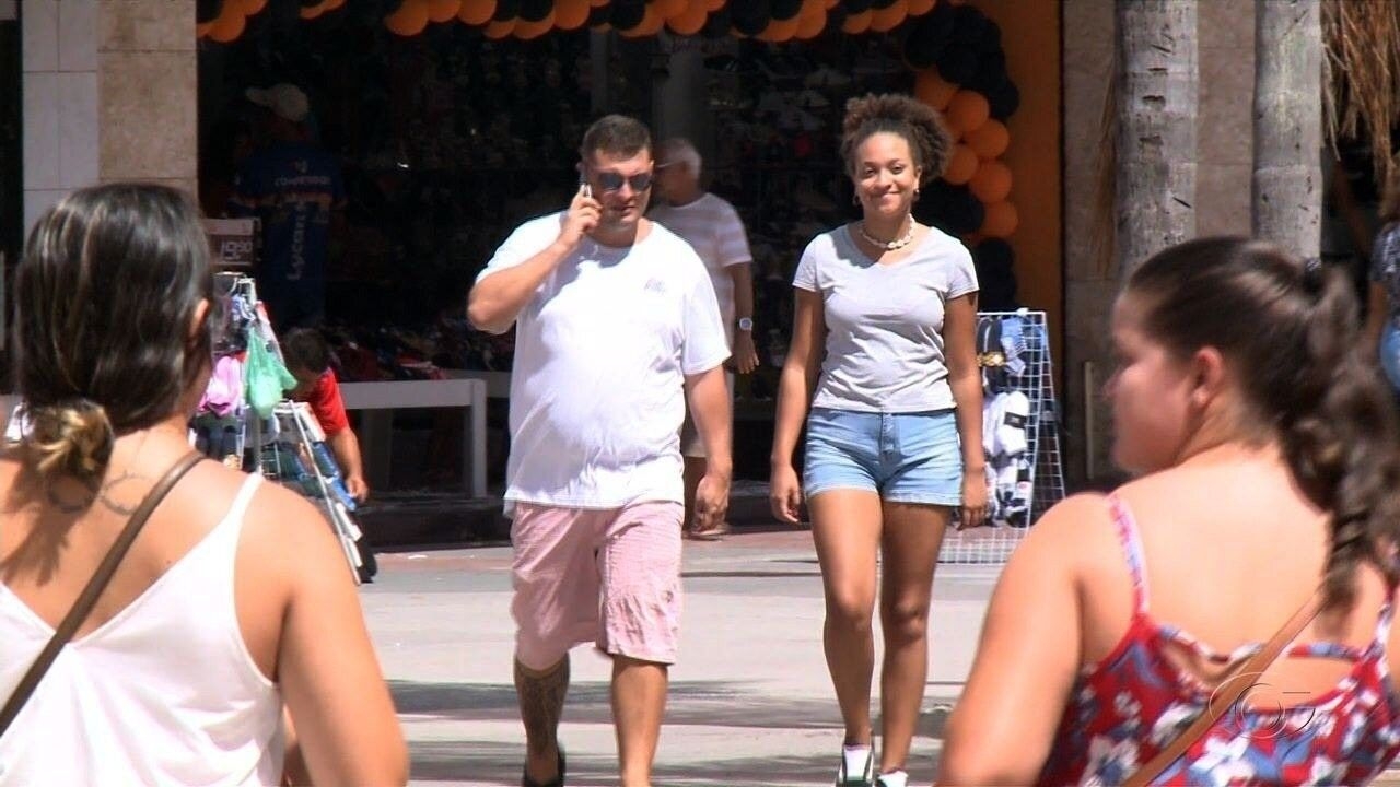 Homem furta eletrodomésticos utilizando carro de frete em Arapiraca