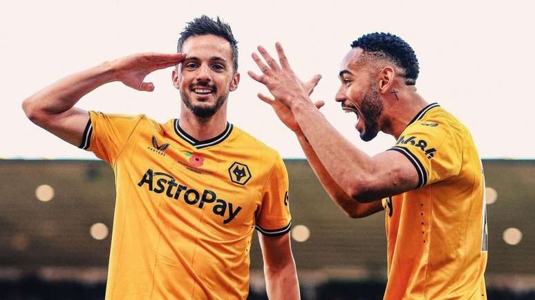 Wolverhampton x Burnley: AO VIVO - Onde assistir? - 15° rodada da Premier League