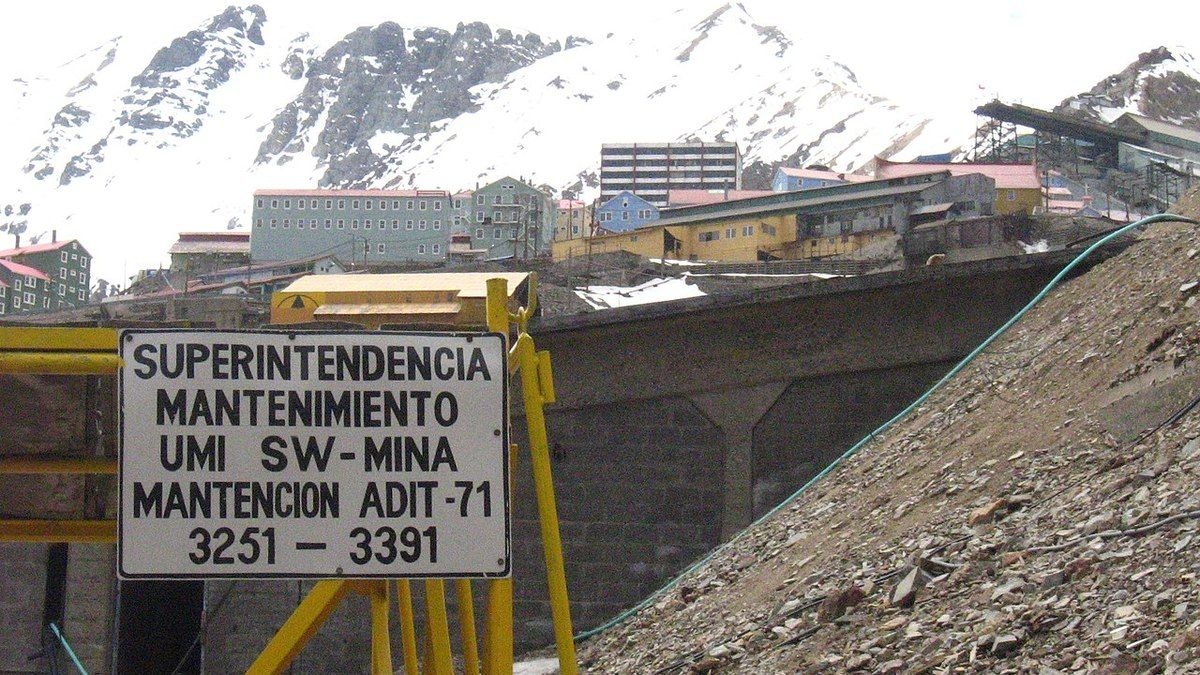 Resgate avança em mina após terremoto no Chile