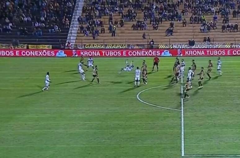 Guilherme Madruga leva o Prêmio Puskás de 2023. O gol mais bonito