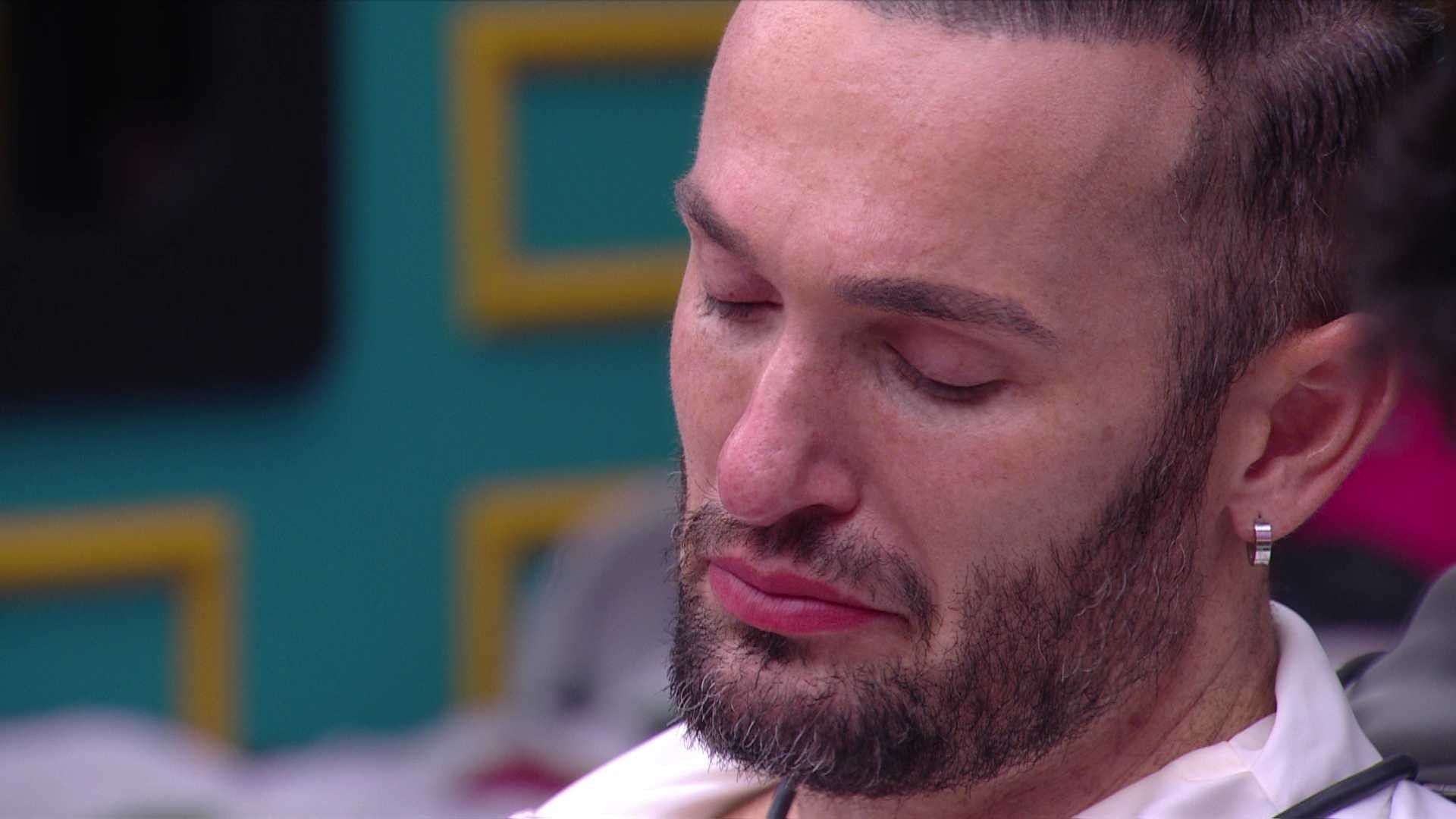 Diego Hypolito revela inseguranças e vulnerabilidades no BBB 25