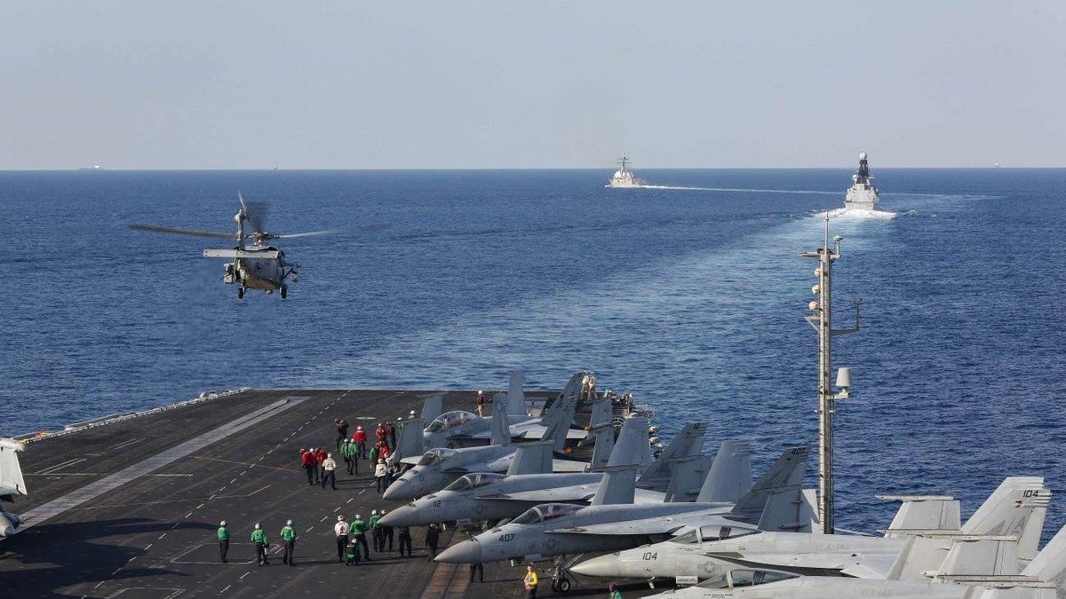 Irã ataca porta-aviões USS Abraham Lincoln dos EUA