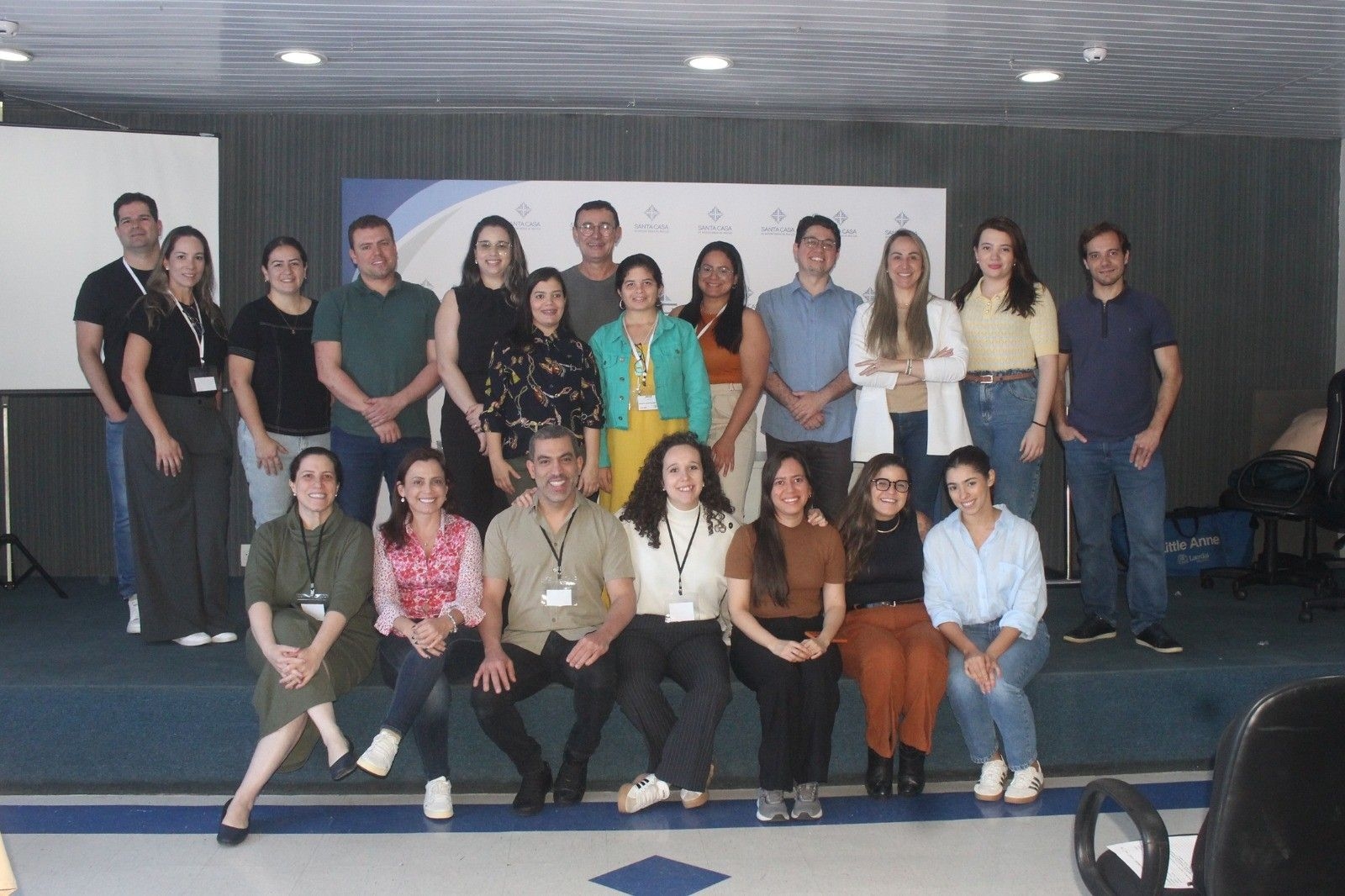 Santa Casa de Maceió treina profissionais em emergências cardíacas