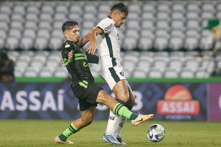 VÍDEO: assista aos melhores momentos de Coritiba x Botafogo pelo Brasileirão