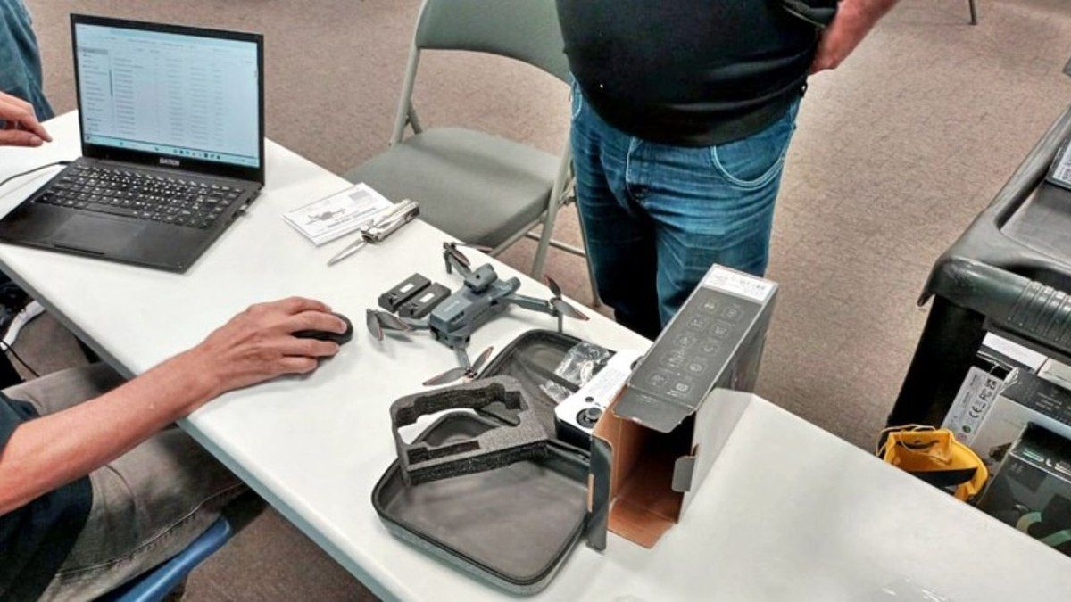 Anatel intensifica fiscalização contra pirataria em marketplaces