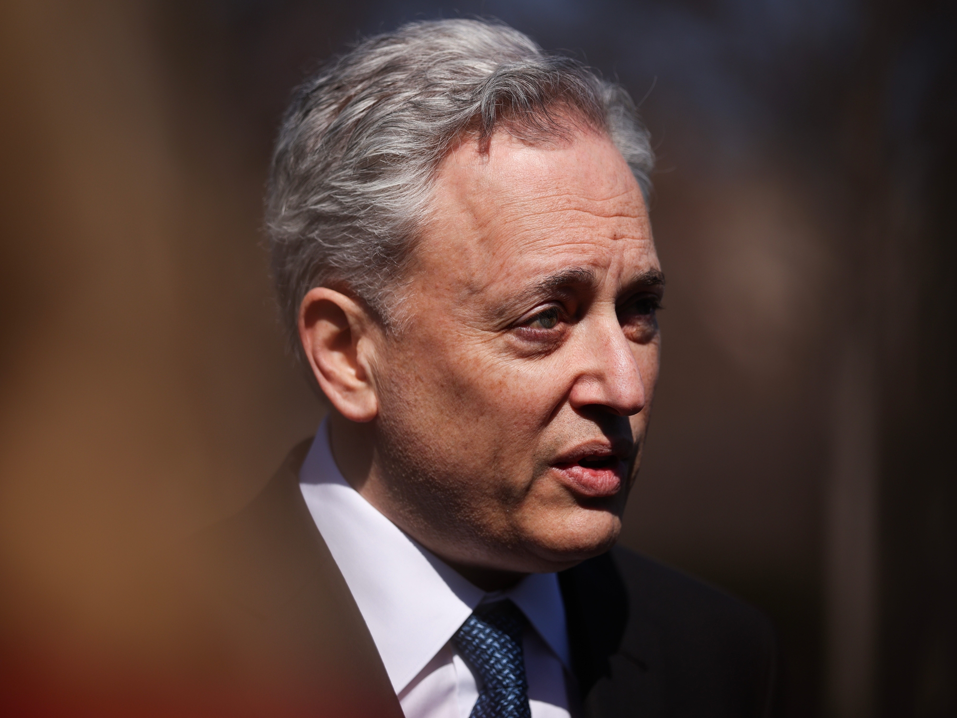 Chips dos EUA Podem Beneficiar Empresas Chinesas em IA