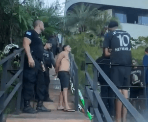 Polícia prende amigo de Oruam em residência de luxo