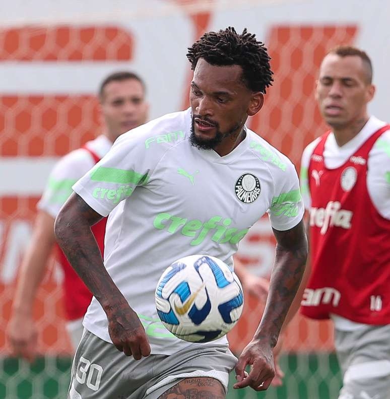 Em rede social, Jailson se despede do Palmeiras