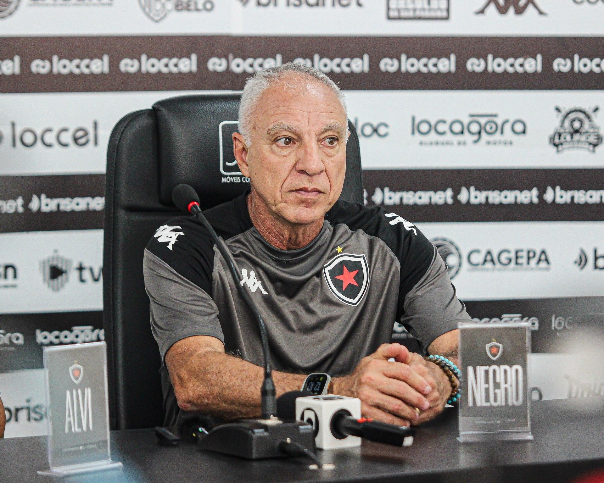 CSA anuncia Márcio Fernandes como novo técnico